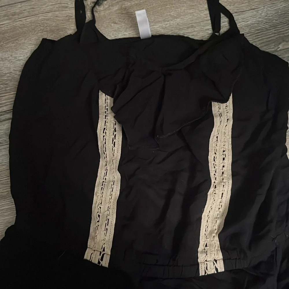 Xhilaration black and cream lace romper with ruffle top size L - Picture 2 of 3